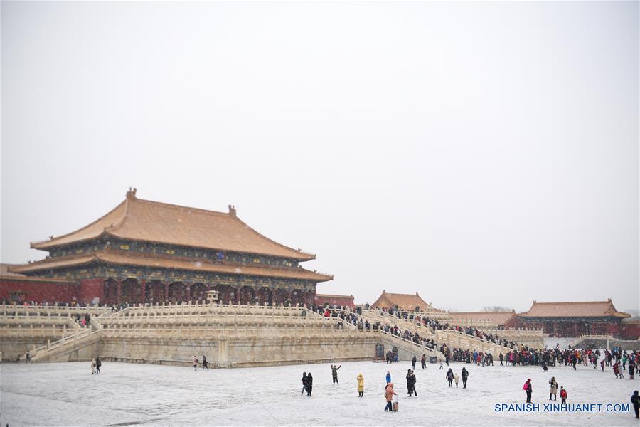 Llega la nieve a Beijing después de vacaciones de Fiesta de Primavera