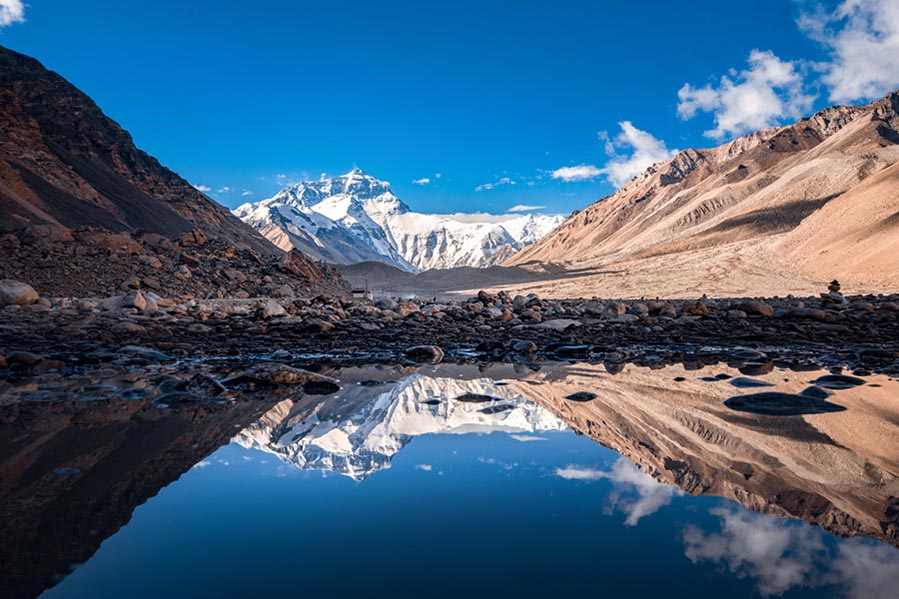 Una vista del Qomolangma, junio del 2017. (Foto: Proporcionada a China Daily)