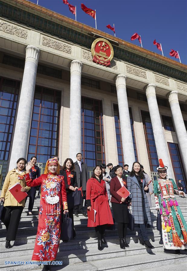 (Dos sesiones)Máximo órgano legislativo chino celebra reunión de clausura de la sesión anual