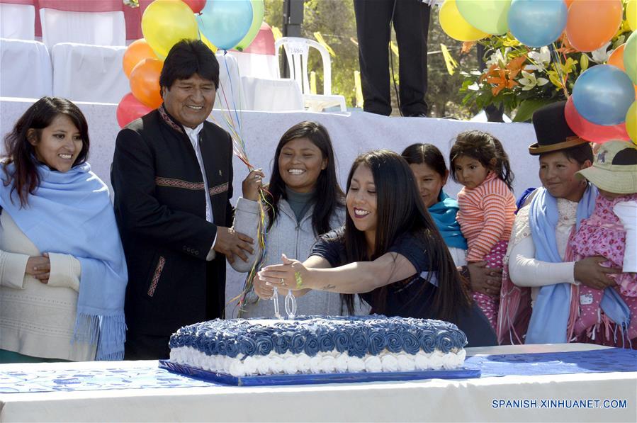 Bolivia celebra Día de la Madre