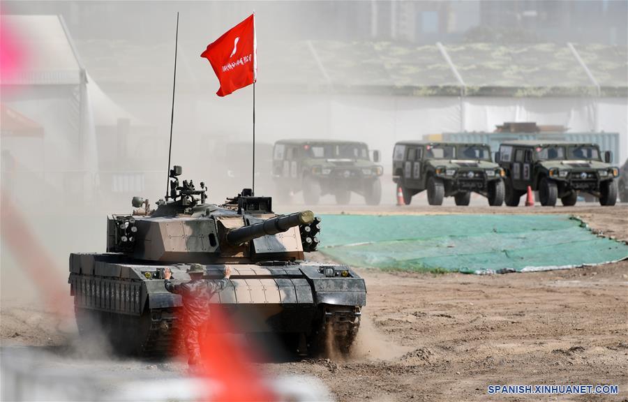 Se celebra la Exposición de Vehículos de Defensa en Tianjin