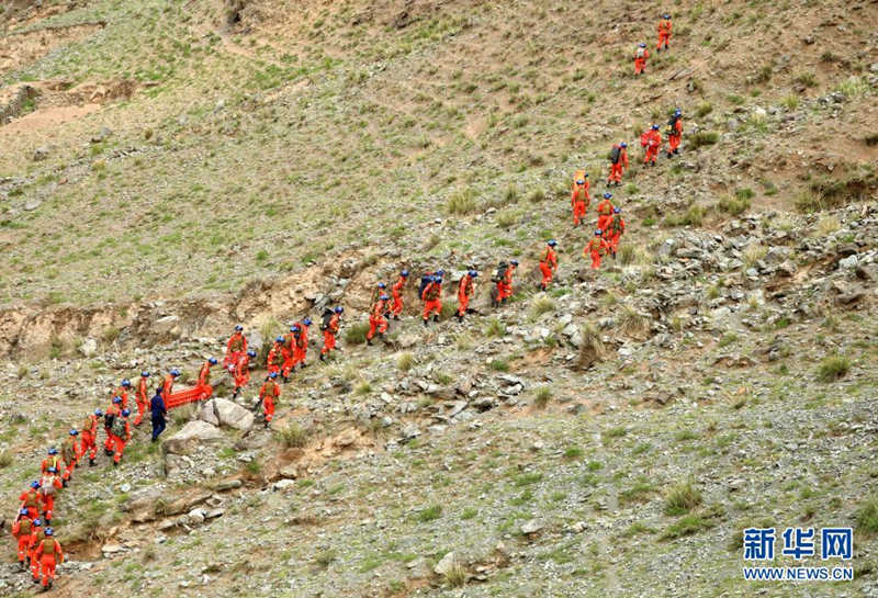 21 corredores mueren en condiciones climáticas extremas durante una carrera de monta?a