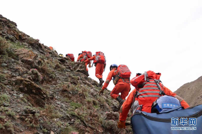 21 corredores mueren en condiciones climáticas extremas durante una carrera de monta?a