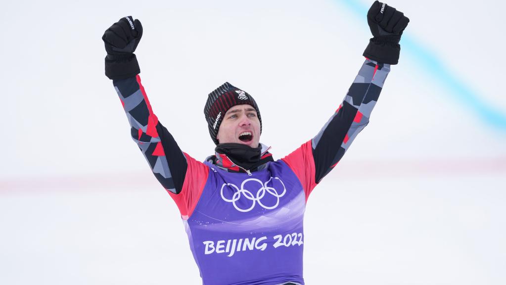 Austriaco Alessandro Haemmerle gana oro en snowboard cross masculino en Beijing 2022