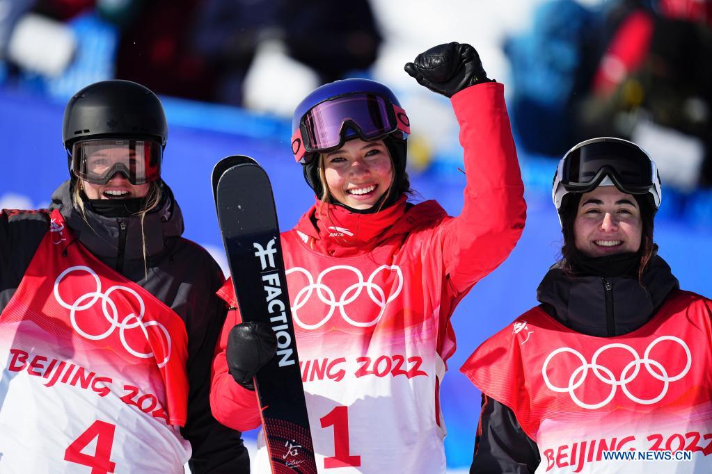 Beijing 2022: Gu Ailing gana su segundo oro para China en esquí libre halfpipe