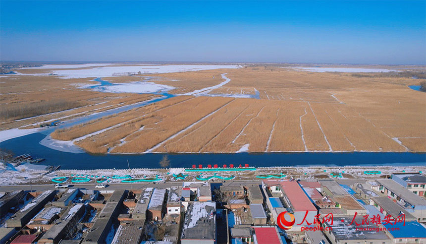 El lago Baiyangdian comienza a descongelarse cuando llega el sol primaveral a Hebei