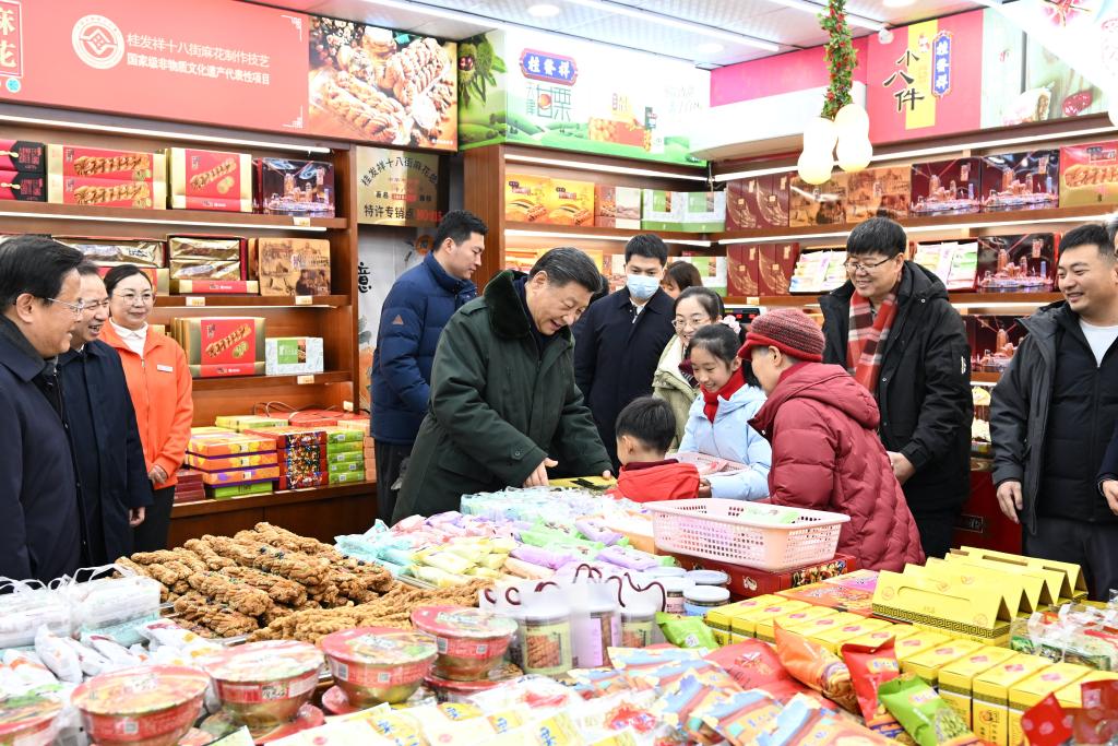 Xi extiende saludos a todos los chinos por la Fiesta de Primavera