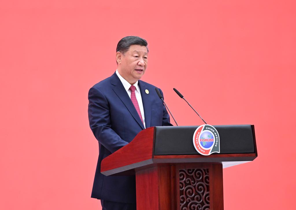 (FOCAC) Xi recibe a líderes africanos y elogia lazos modelo entre China y áfrica antes de gran cumbre