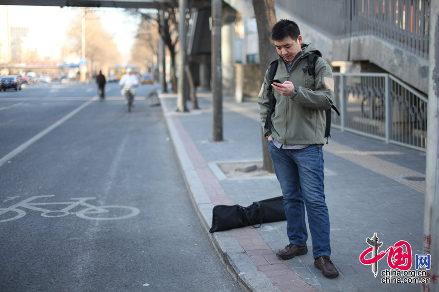 Un día de los periodistas que cubren las Dos Sesiones